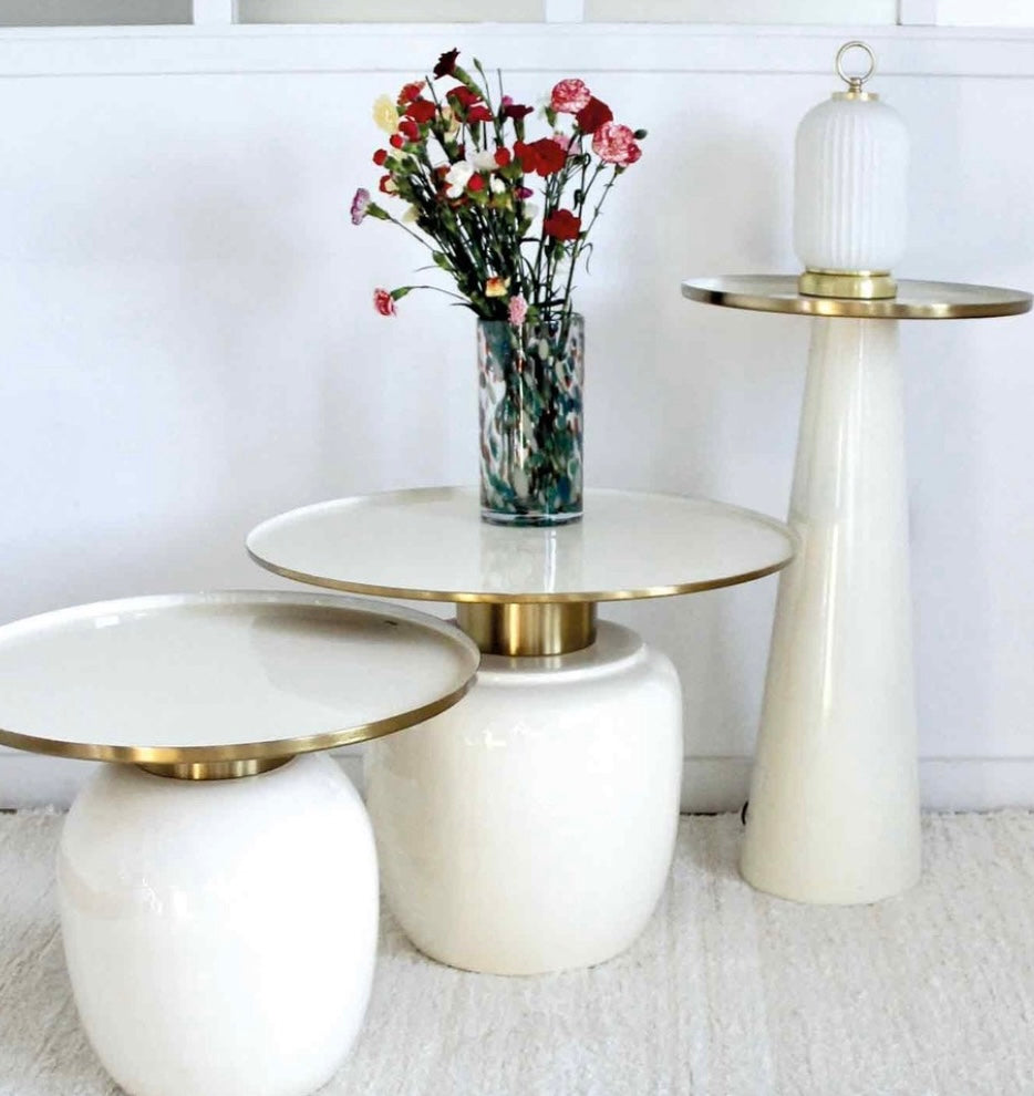 Table basse en métal contour doré D61 H41.50cm