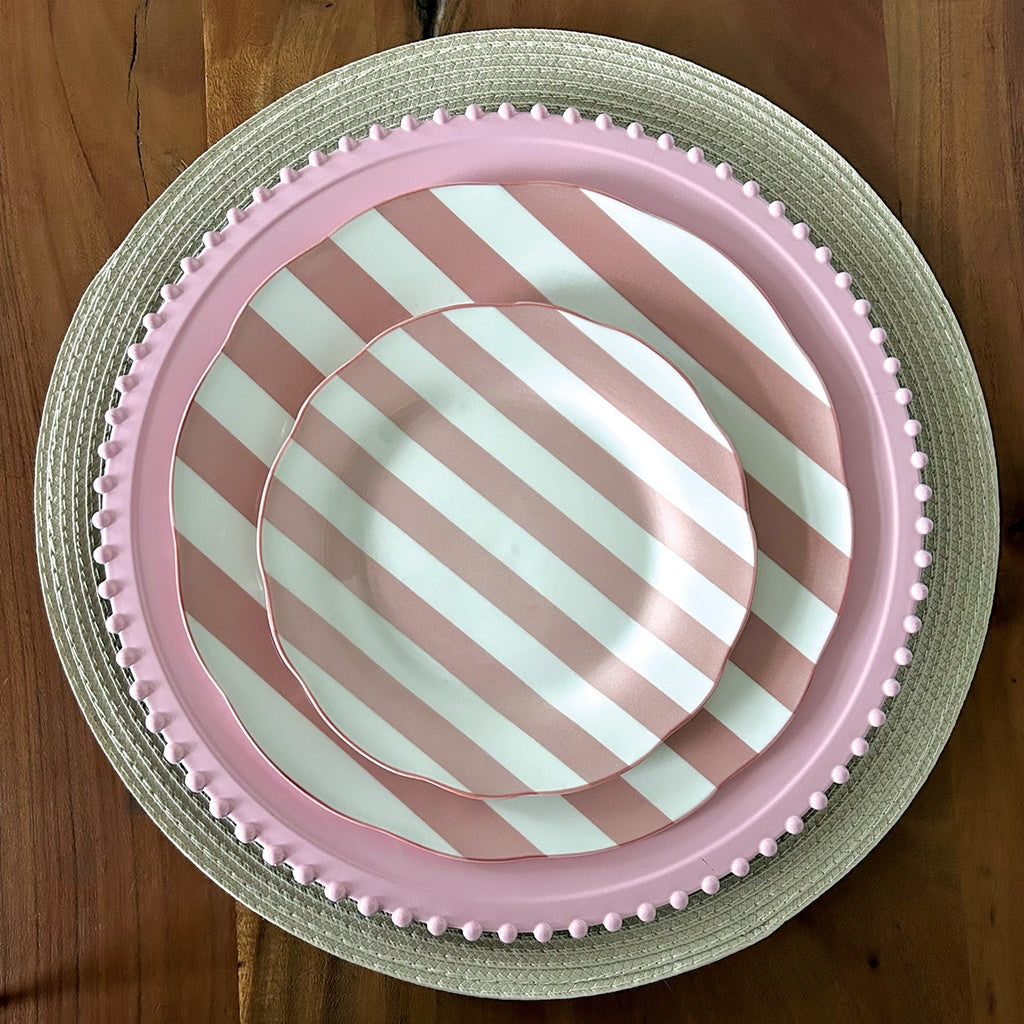 Set de 4 assiettes à dessert à rayures