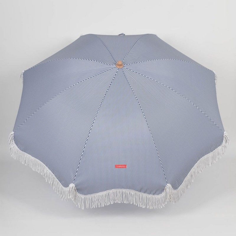 Parasol rayé bleu et frange