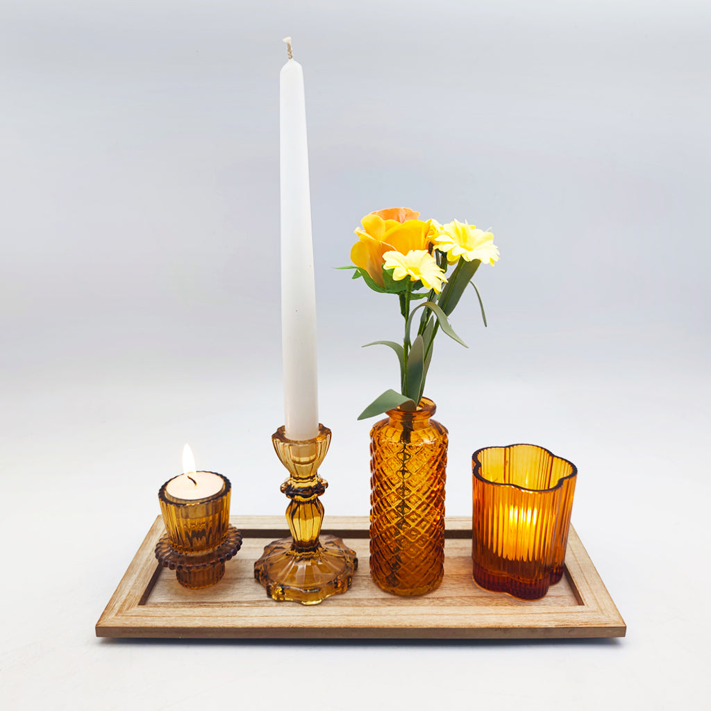 Set de 4 vases brun sur plateau en bois