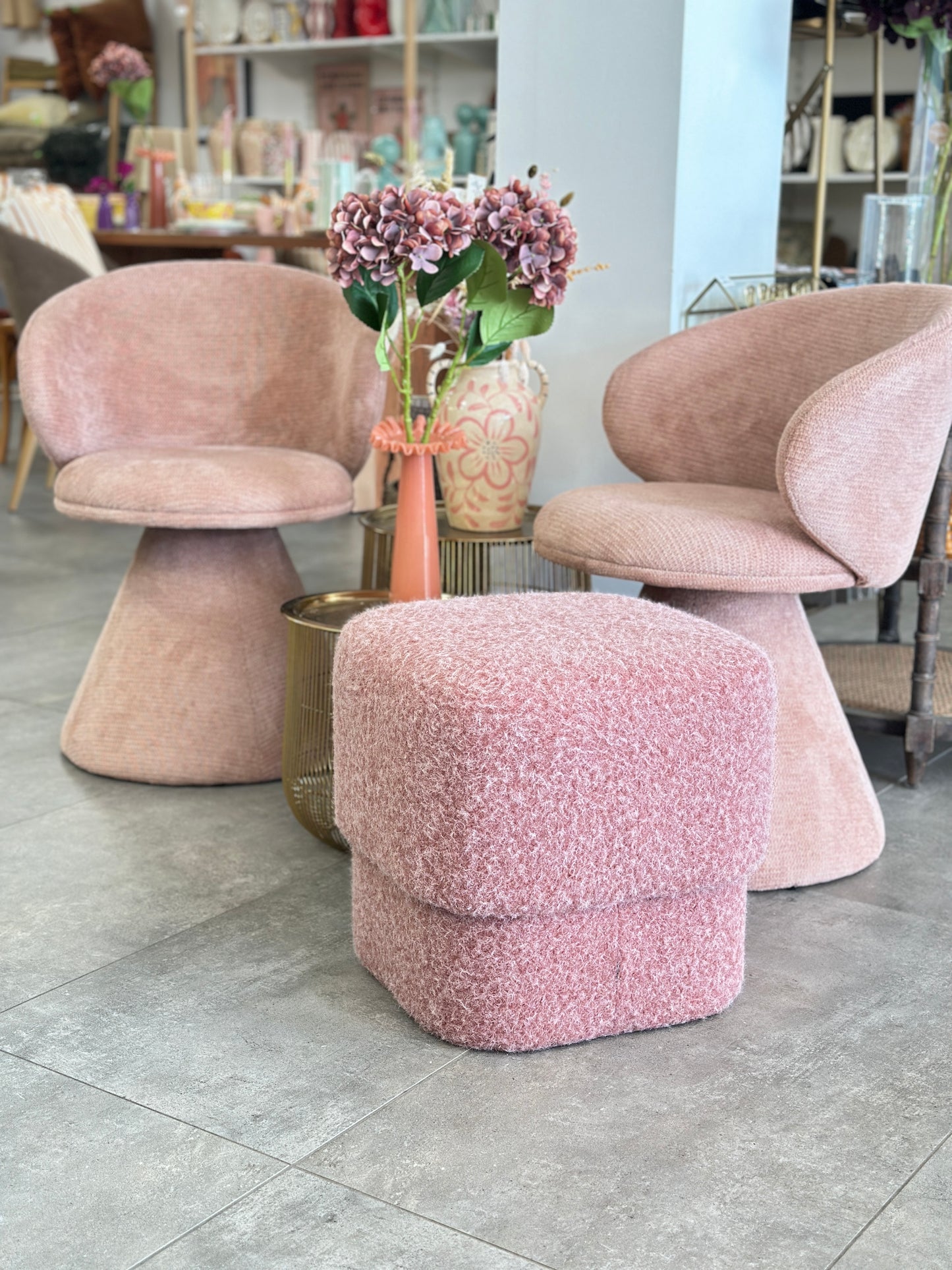 Chaise Luna pivotante rose doux