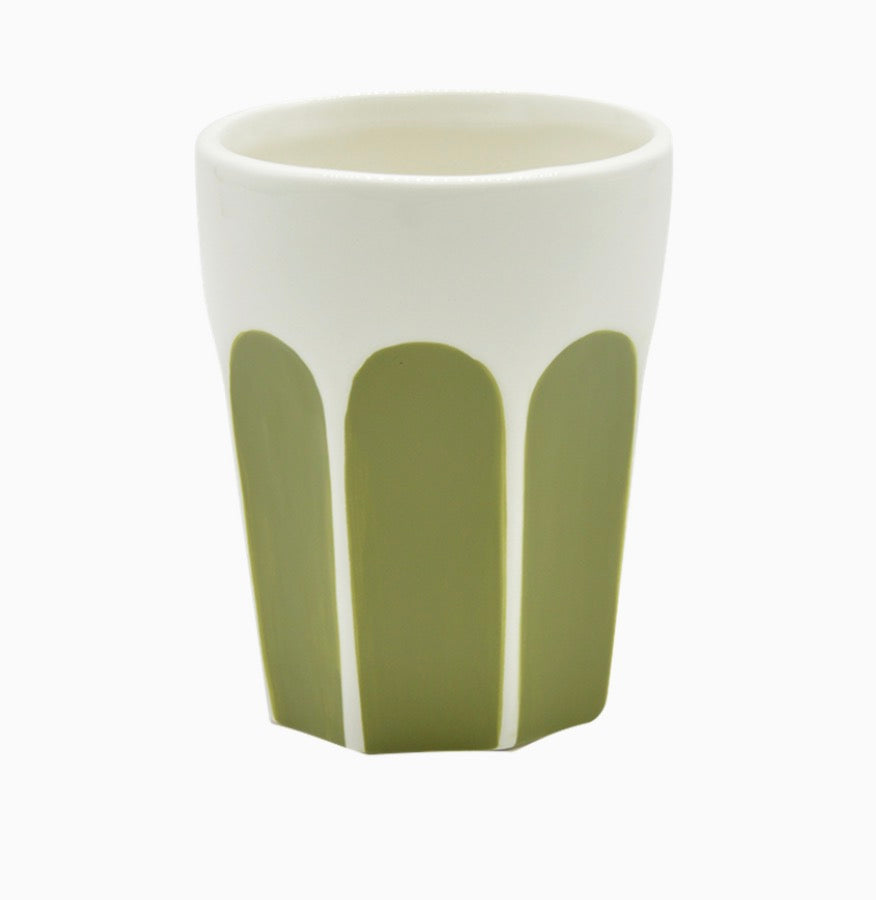 Tasse gobelet jaune en céramique – grand format D8,8 x H11 cm