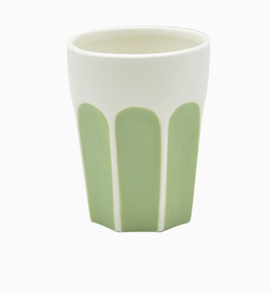 Tasse gobelet jaune en céramique – grand format D8,8 x H11 cm