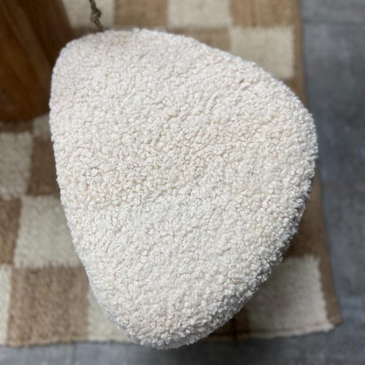 Pouf bouclette effet mouton beige