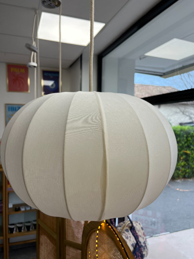 Suspension boule blanche tissu grand modèle