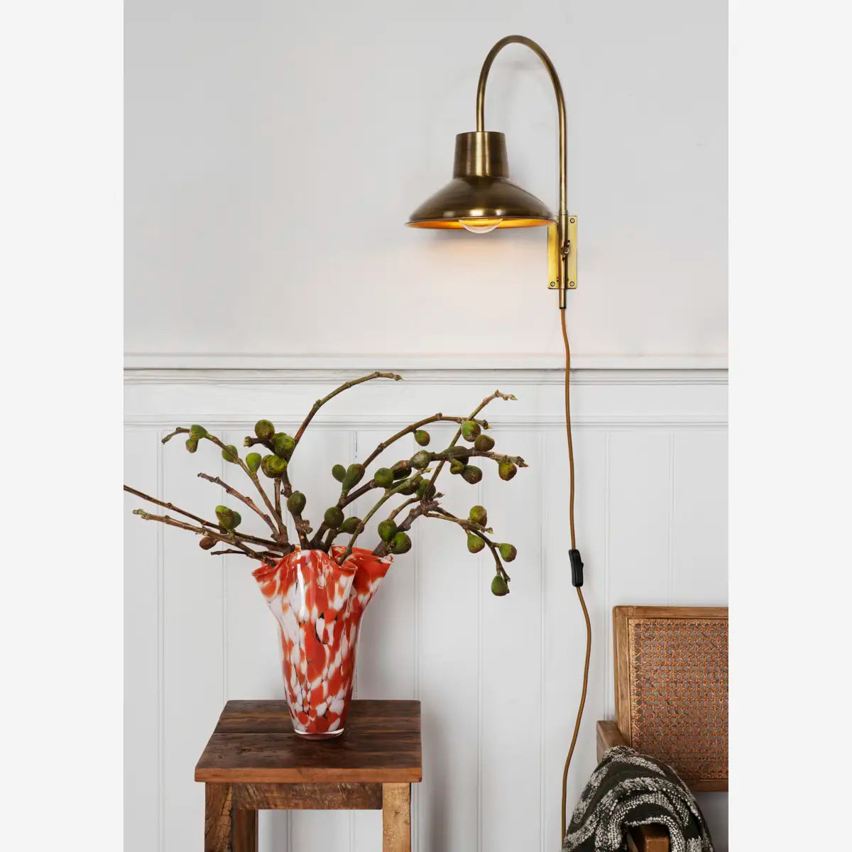 Applique murale en fer – Design industriel élégant