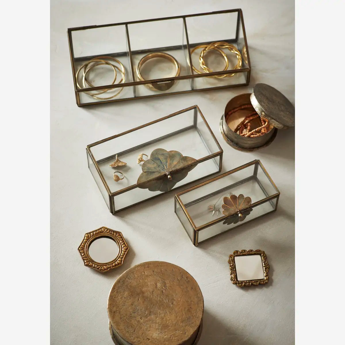 Boîte à bijoux  compartimentée – Finition laiton vieilli